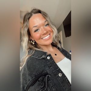 Meet your Posher, Shayna